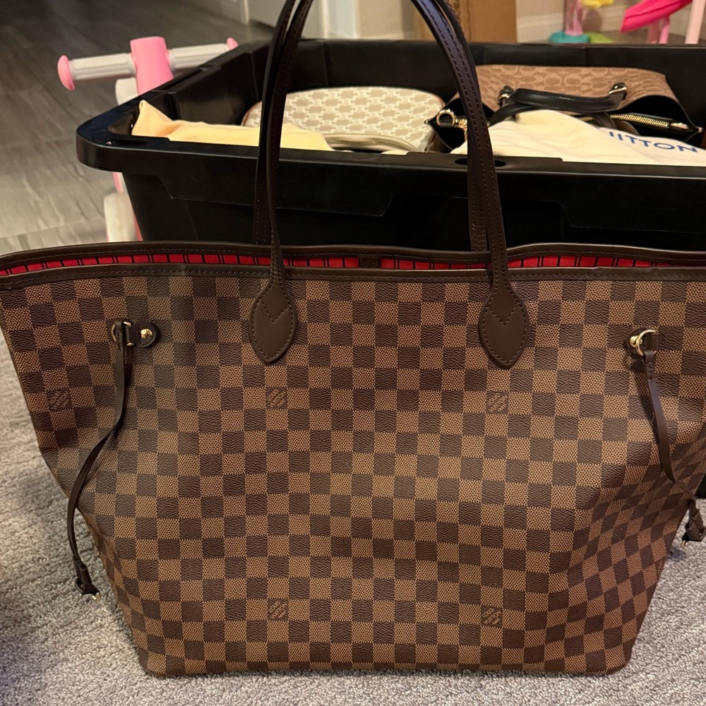 Louis Vuitton Neverfull Gm